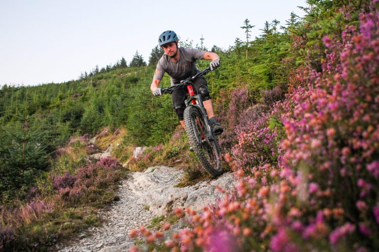 Biking Destinations: Must-Visit Trails for UK Enthusiasts