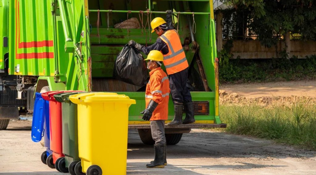 Handyman: Integrating Trash Removal in Projects