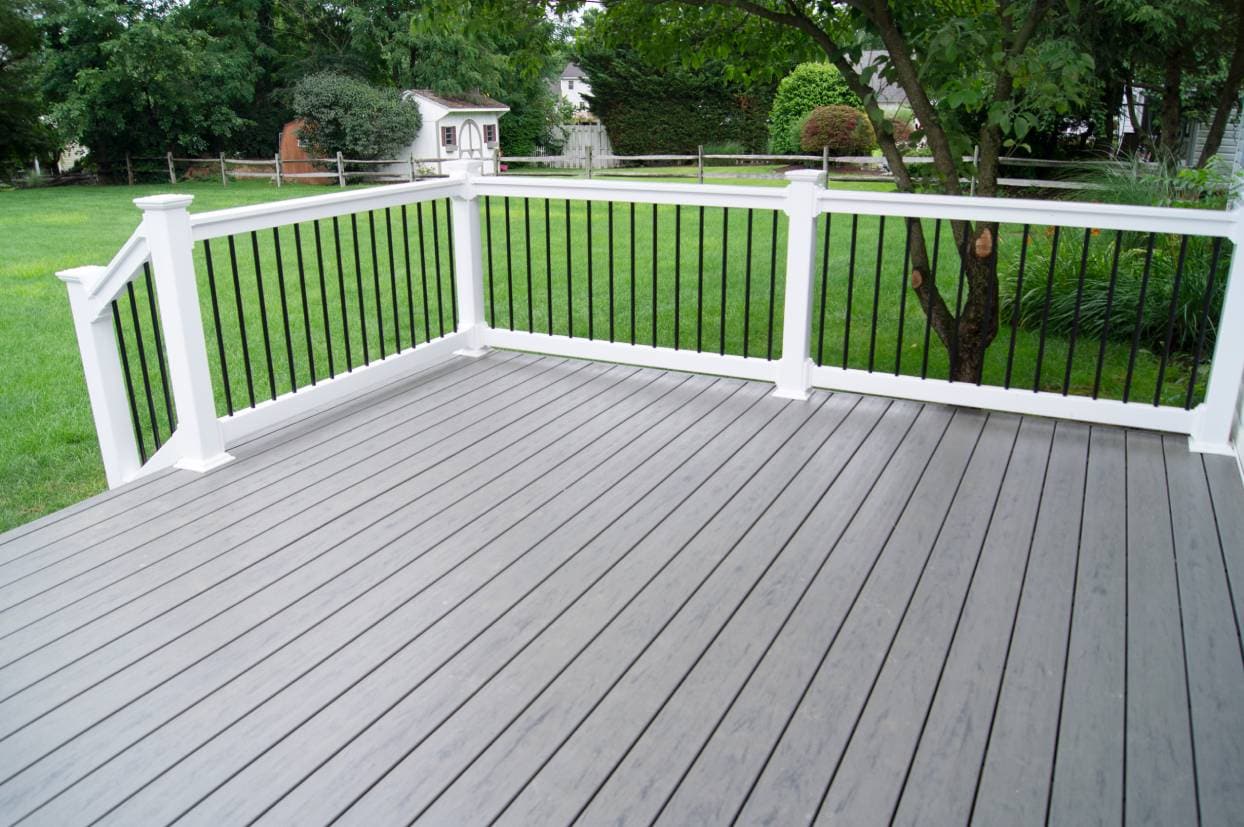 Latest Trends in Decking