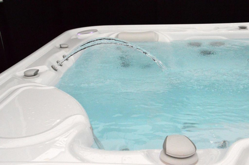 The Best Benefits of a Whirlpool Bath for Your Home