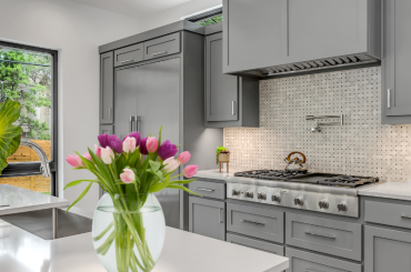 Transform Your Kitchen with a Stunning Makeover