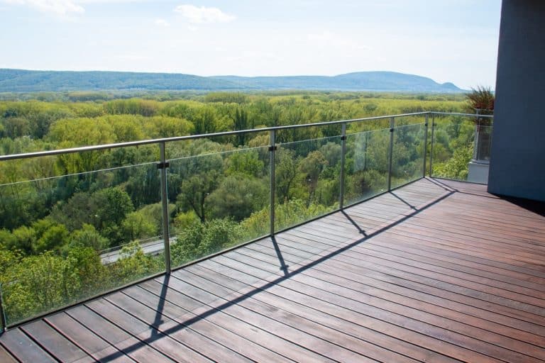 8 Ideas to Upgrade Your Decking